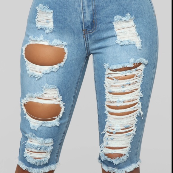 Fashion Nova Jean Shorts - Picture 2 of 7